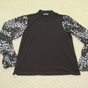 Cece Women's Small Black Stretchy Top with Flowy Black White Floral Long Sleeves